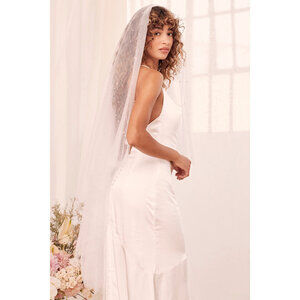Lulus Forever Promise White Tulle Pearl Veil